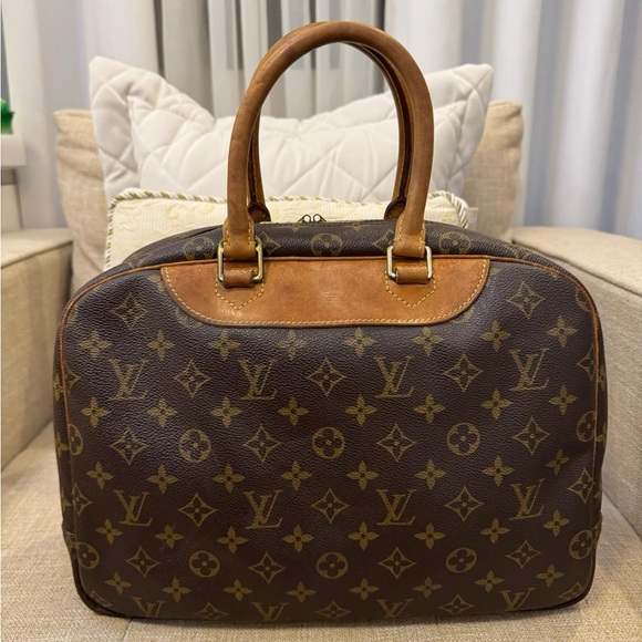 Louis Vuitton Classic Brown Monogram Satchel authentic 100% - Picture 1 of 9